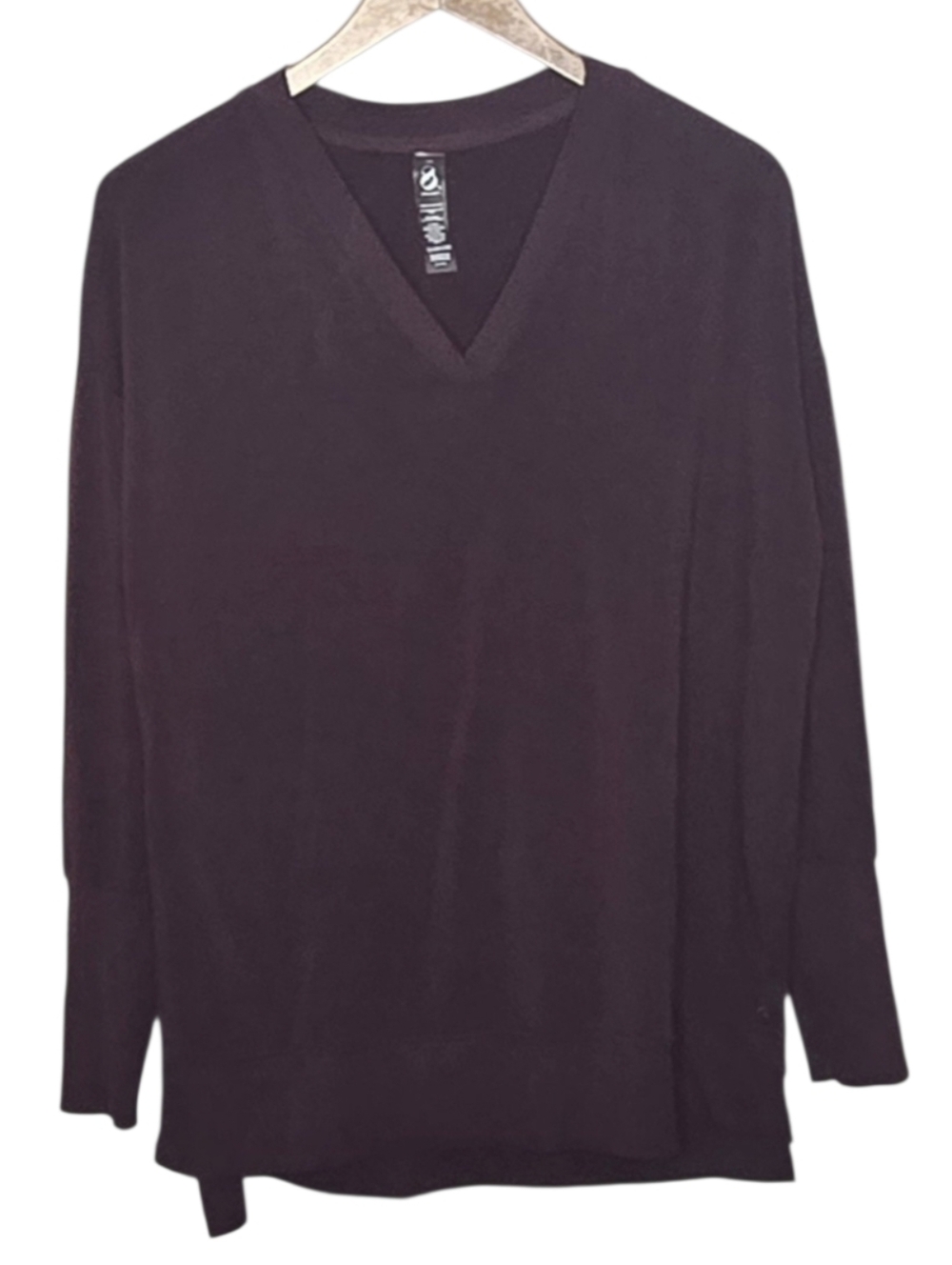 Lou & Grey V-neck Pullover Sweatshirt Cranberry Maroon
